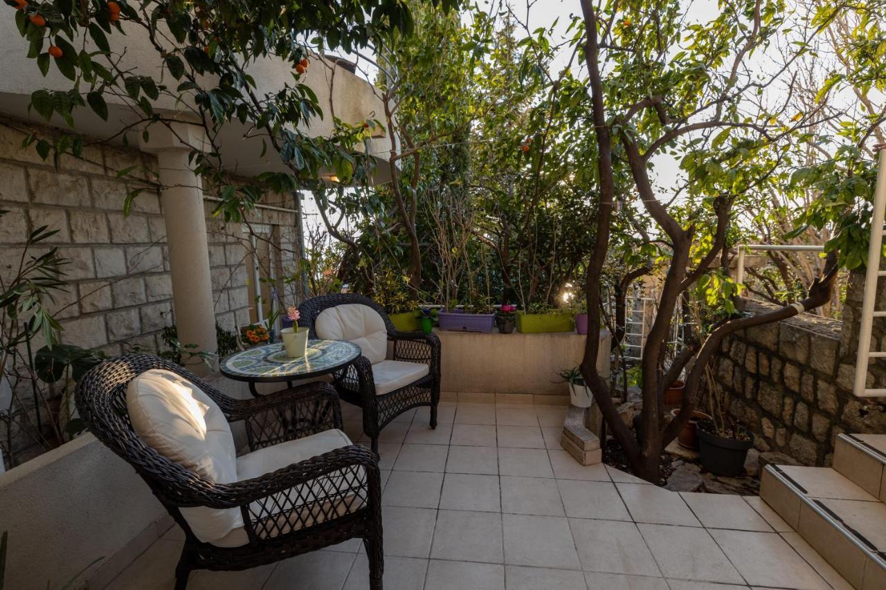 Apartments Villa Mandarina Подгора Экстерьер фото